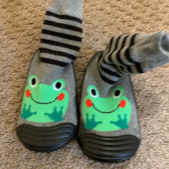 Various brands and sizes of baby shoes used like new - Picture 12 of 12